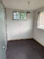 Local commercial de 60 M2 climatisé  profession libérale - bureaux etc pas de restauration 
au 84 BD kennedy 30000 nimes dans résidence sécurisé avec deux parking extérieur en plus 
hall d’entrée - 3 bureaux (1 avec douche)  - dégagement - wc a part - buanderie - au sous sol grand garage de 53 M2 fermé 

loyer mensuel - 790  €
Caution 2 mois 1520 €

provisions sur charges mensuelles en plus  : 
syndic 45 €
O. ménagères 18 €
EAU 7 €

loyer total 860 € net pas de TVA  - vilogi.com