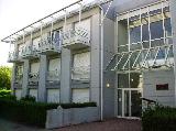 PAU UNIVERSITE SEATTLE (10 rue Pierre Massé-64000 PAU)
Nous proposons à la vente, dans une résidence étudiante sécurisée, à deux pas des universités, des transports en communs et des commerces offrant un cadre de vie pratique et confortable.
Un STUDIO meublé, composé d’une entrée avec kitchenette, pièce principale avec placard, salle d’eau avec wc. Il dispose d'une place de parking privative.
C'est une excellente opportunité d'acquérir un bien dans un secteur dynamique et recherché pour un projet d’investissement locatif ou pour un premier achat

DETAILS DE LA PROPRIETE
Prix : 68.000 €
Surface habitable: 20.13 m2
Pièces: 1
Place de Parking privée: 1
Charges Mensuelles: 40 €
Taxe Foncière: 545 €
Année de construction: 1997
N° de l'étage: 1er étage (donnant sur jardin, calme sans vis à vis)
Nombre d'étages: 2
Nombre de wc: 1
Format du chauffage: Individuel
Energie: Electrique
Type de chauffage: Radiateur
Cuisine: Kichenette équipée
Vendu meublé
Le bien est-il soumis au statut de copropriété: OUI
Nombre de lots: 91
Quote-part annuelle des charges du bien: 480.00 €
 - vilogi.com